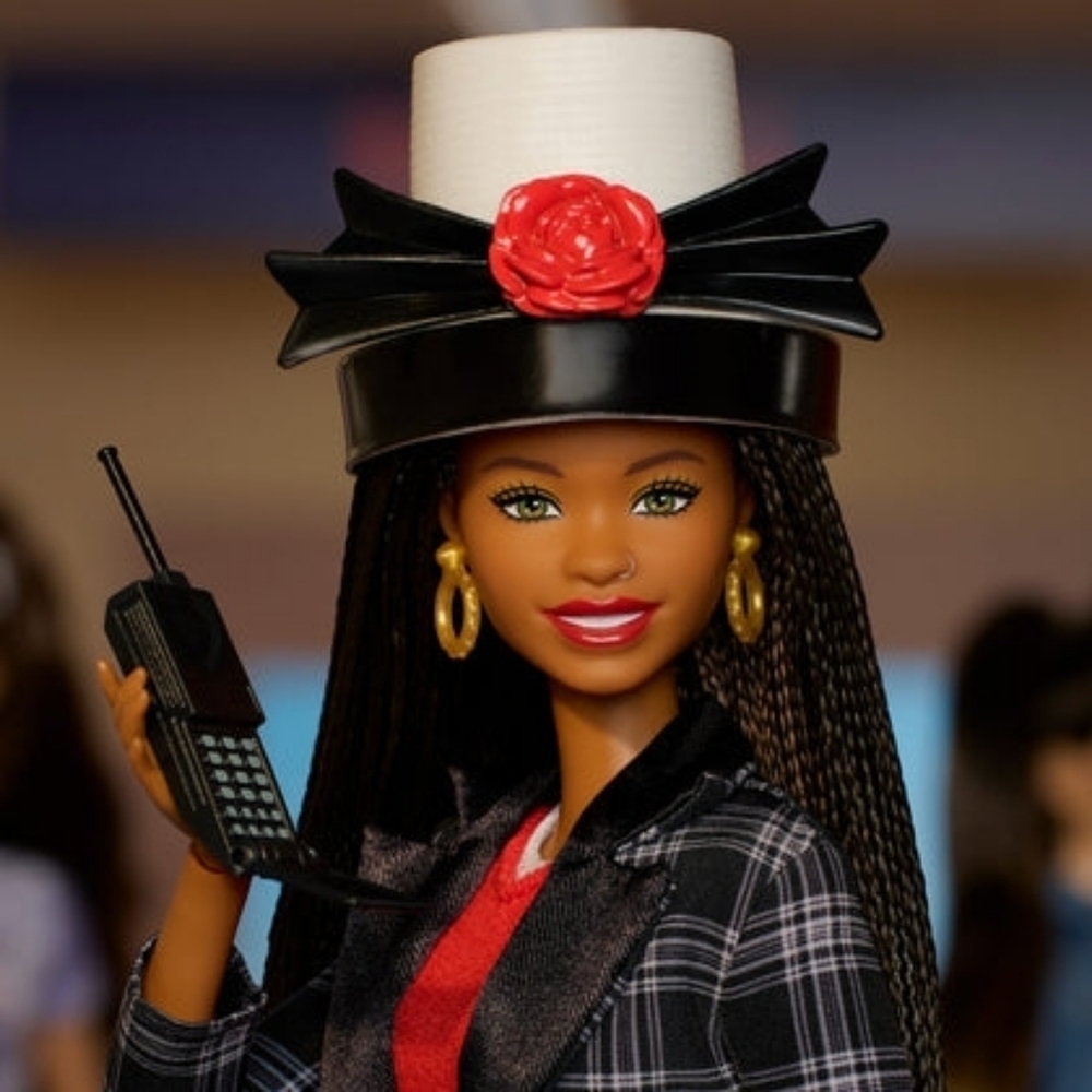 NRFB Clueless Dionne Barbie Doll Black Plaid NIB NWT - Picture 12 of 15
